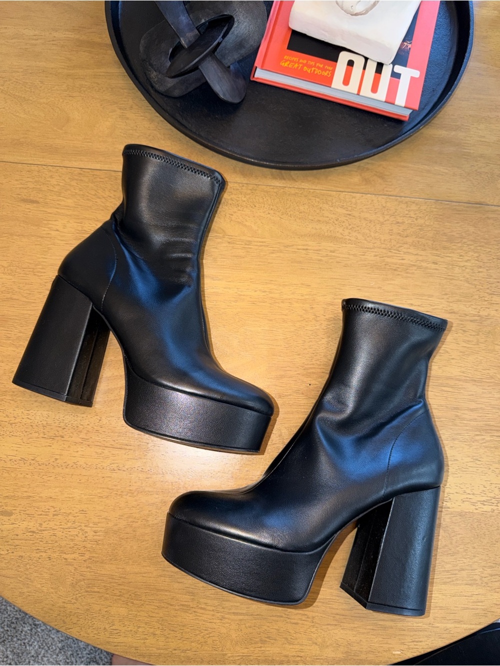 Steve Madden SZ 9.5 Women’s Black Platform Boots